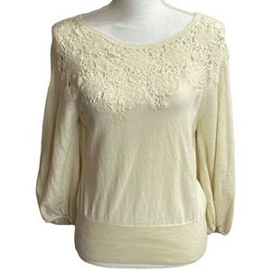 Anthropologie Knitted & Knotted Cream Eyelet Floral Crochet Sweater Women's Sz L